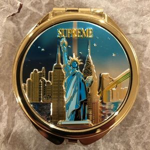 Supreme New York PillBox 🔥🔥